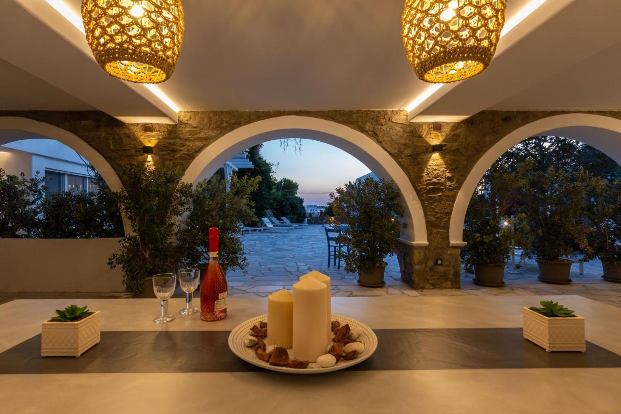Callisti Mykonos Town With Pool View And Calypso Upper Floor With Sea View Exterior photo