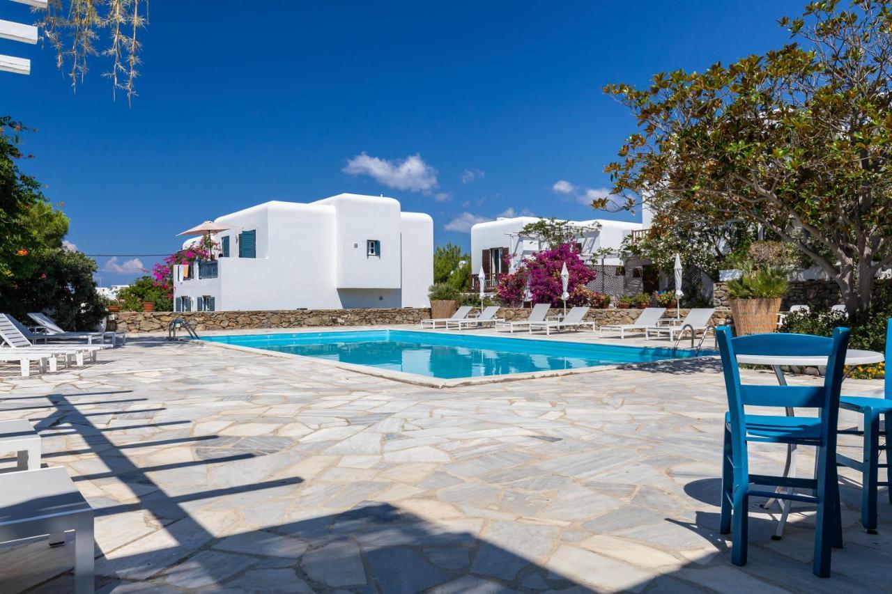 Callisti Mykonos Town With Pool View And Calypso Upper Floor With Sea View Exterior photo