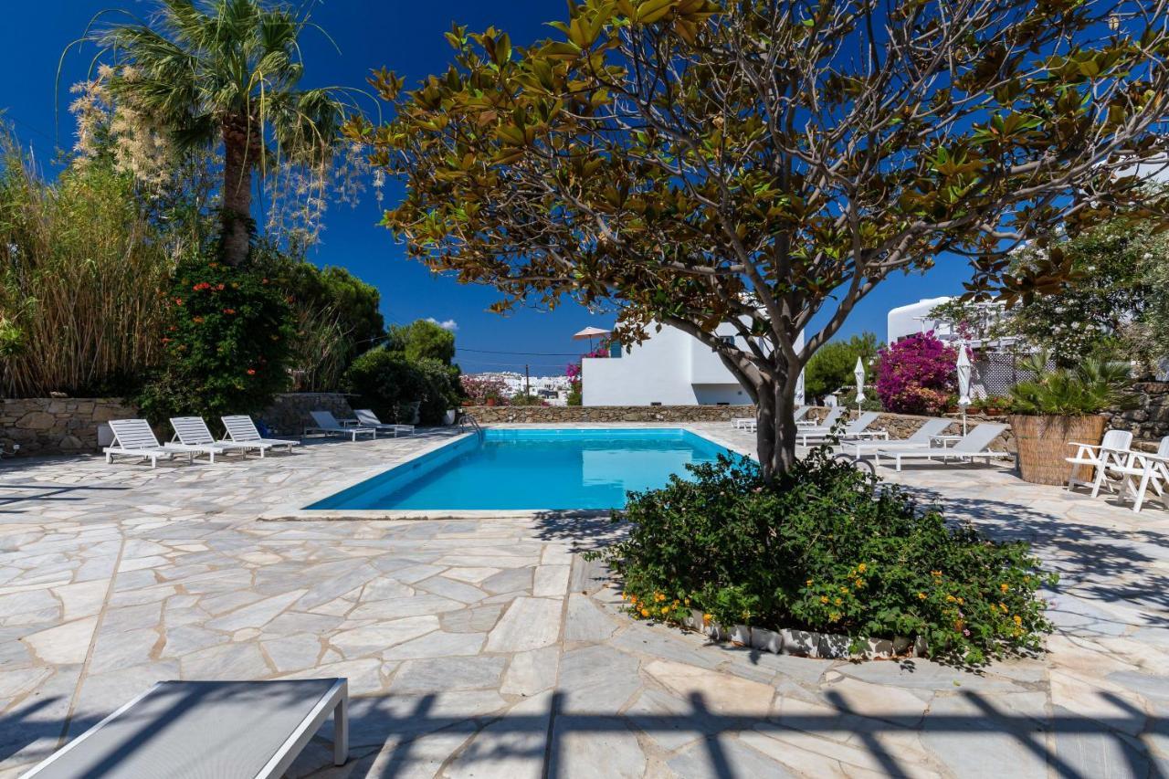 Callisti Mykonos Town With Pool View And Calypso Upper Floor With Sea View Exterior photo