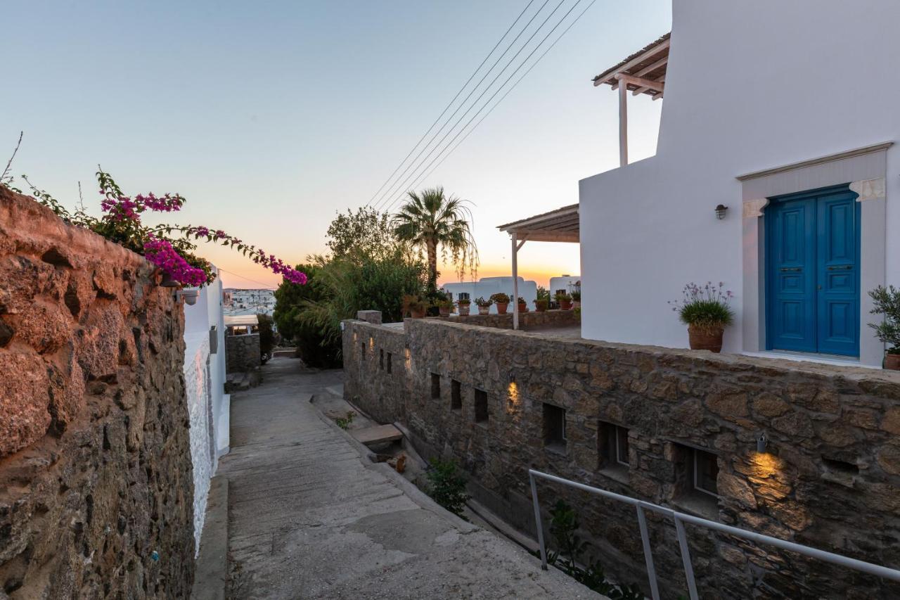 Callisti Mykonos Town With Pool View And Calypso Upper Floor With Sea View Exterior photo